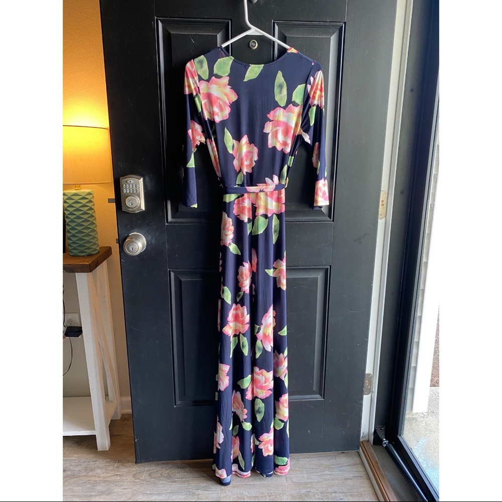 Floral 3/4 Sleeve Faux Wrap Maxi Dress Size Medium - Picture 3 of 6